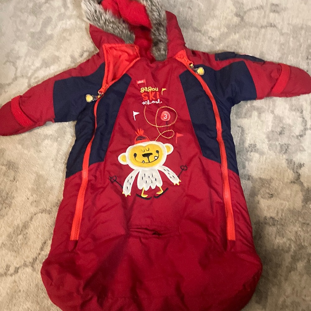 Gagou Tagou red baby snowsuit